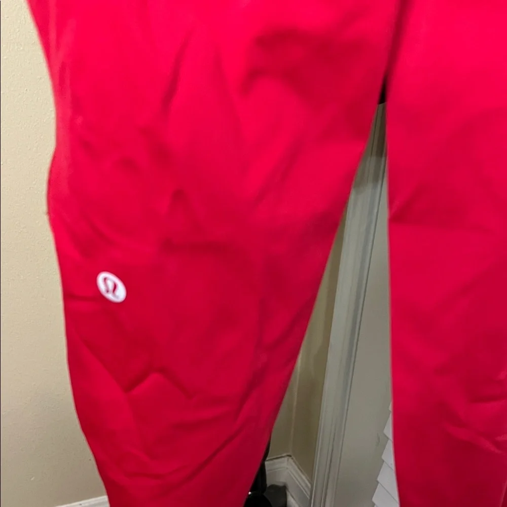 Lululemon Athletica Vibrant Red Leggings - Picture 3 of 9